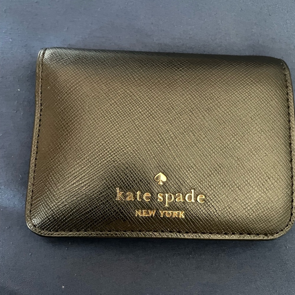 Kate Spade Wallet - Picture 4 of 8